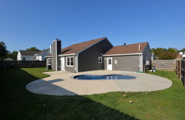 Ocean Lakes Ranch with an Inground-Pool Gallery 3