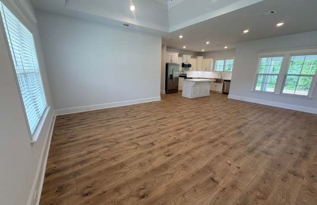 Luxury Living in Hahira – High-End Features & Modern Design! Gallery 4
