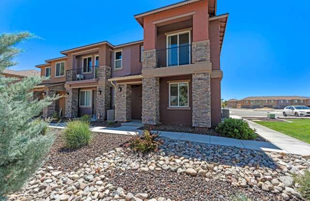 Welcome to this beautiful Carson City townhome available for rent photos photos
