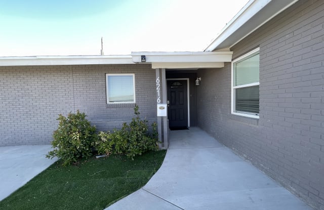 6216 Fiesta Drive Gallery 1