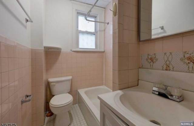 58 Westervelt Ave photos photos