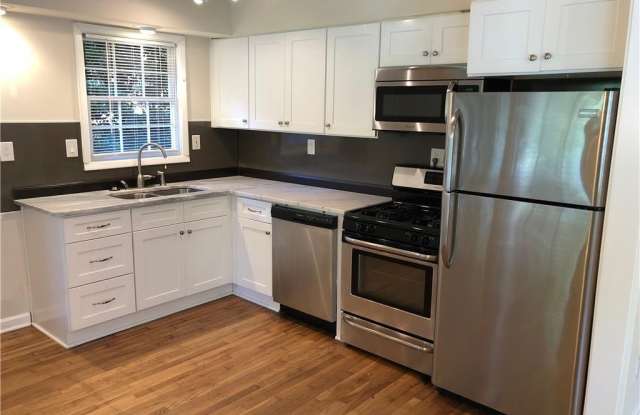 1151 Arlington Parkway NE photos photos