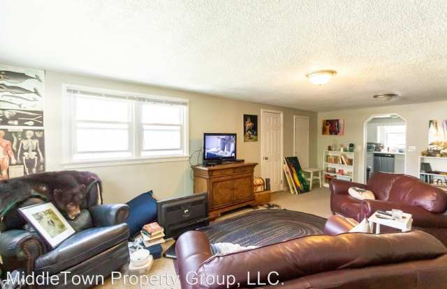 1904 N Glenwood Ave Gallery 2
