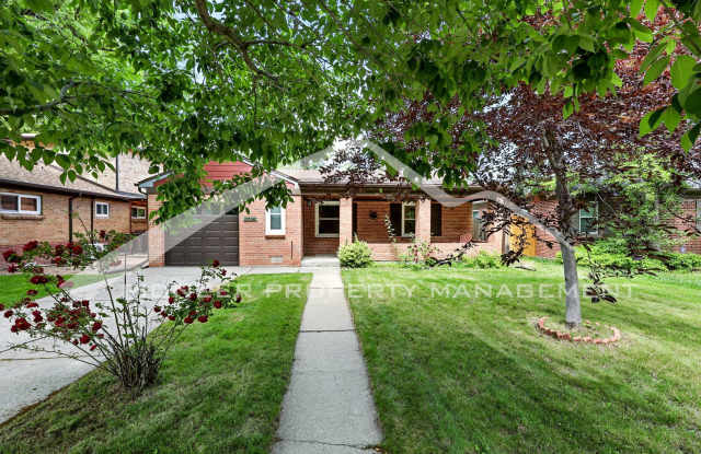 Charming Home with Washer/Dryer and Fenced Yard photos photos