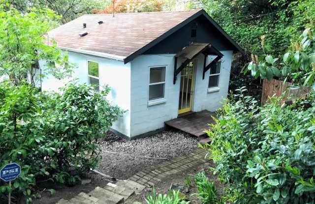 $250 off first month's rent if you sign before December!!! Private, Secluded Bungalow Walking Distance to Lightrail! - 2317 12th Avenue South, Seattle, WA 98144