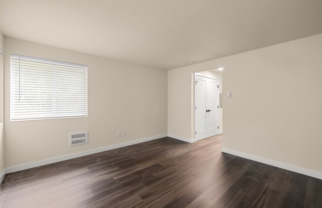 1002 Ash Street - 1026 photos photos
