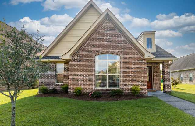 OCEAN SPRINGS SCHOOL DISTRICT - SPACIOUS HOME LOCATED MINUTES FROM WALMART, I-10 photos photos OCEAN SPRINGS SCHOOL DISTRICT - SPACIOUS HOME LOCATED MINUTES FROM WALMART, I-10 photos photos