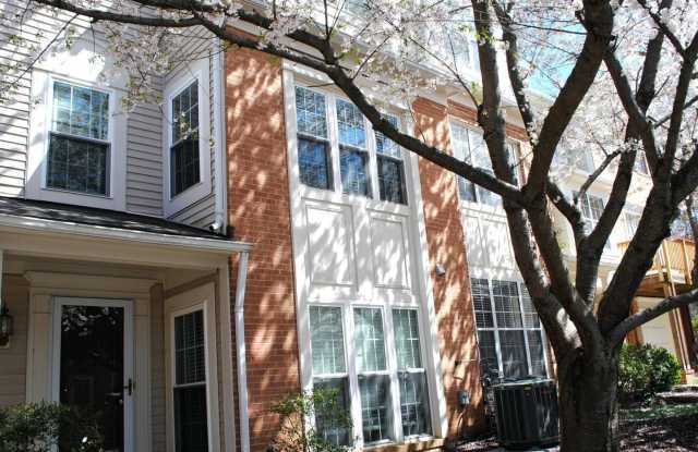 4307 HACKNEY COACH LANE - 4307 Hackney Coach Lane, Fair Oaks, VA 22030