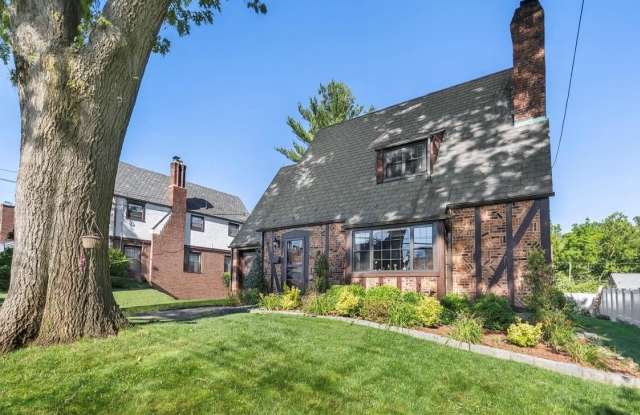 140 Park Drive photos photos
