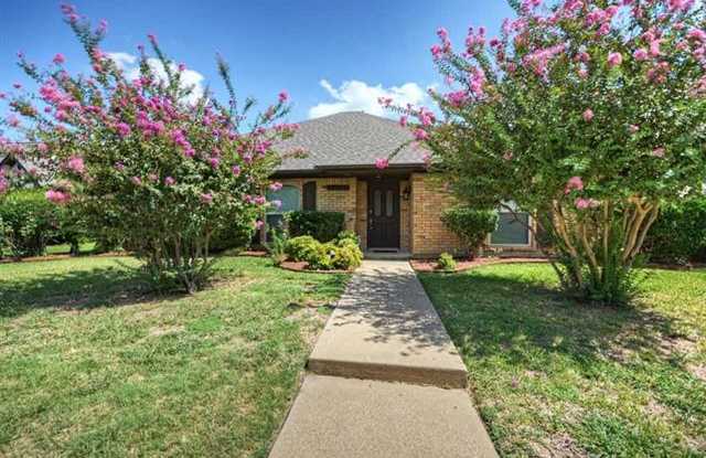 2103 Marin - 2103 Marin, Carrollton, TX 75006