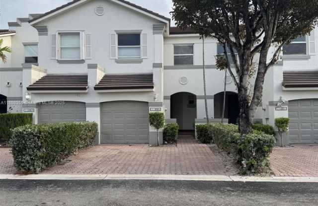 11285 NW 42nd Ter photos photos