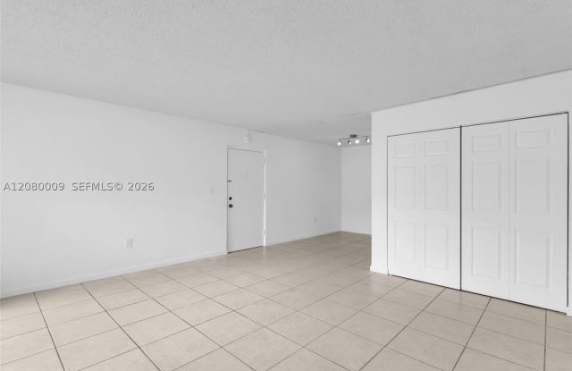 7100 Fairway Dr Gallery 4