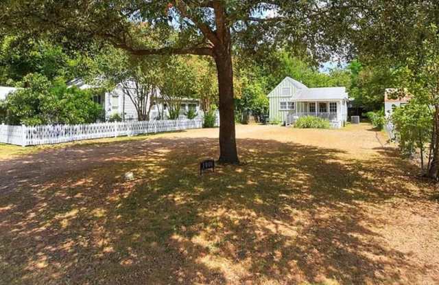 1006 Walnut Street photos photos