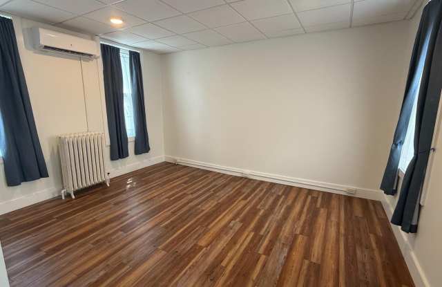 145 BALTIMORE Street Gallery 2