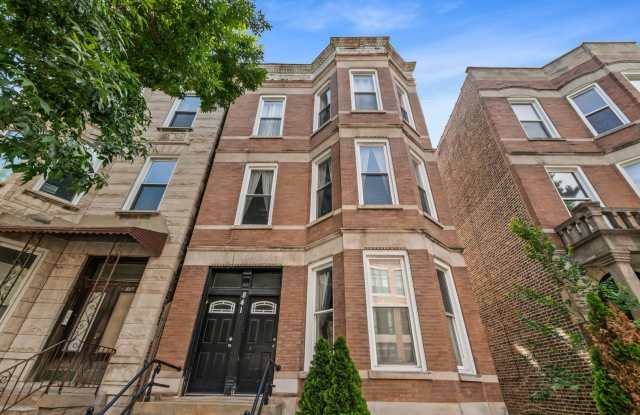 841 N Damen Avenue photos photos 841 N Damen Avenue photos photos