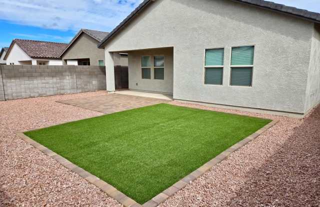 2073 E DRIFTWOOD Drive Gallery 2