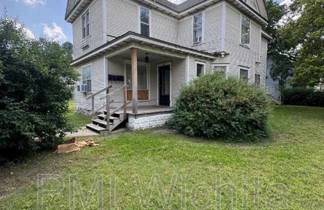 1001 S Topeka photos photos