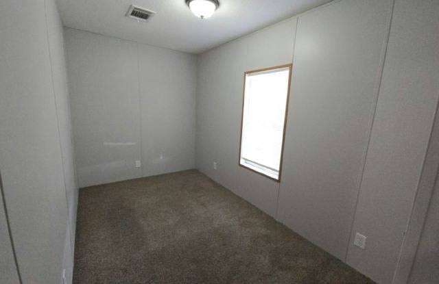 5007 NE 1 TERR Gallery 2