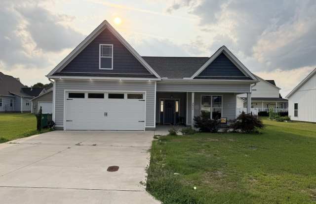 3804 Belfair Drive Gallery 1