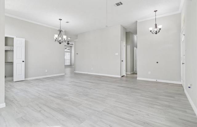 711 Cottonwood Bend Drive Gallery 3
