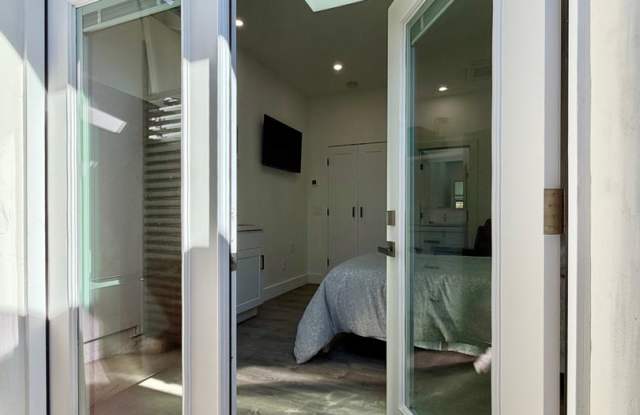 CLA1047 photos photos