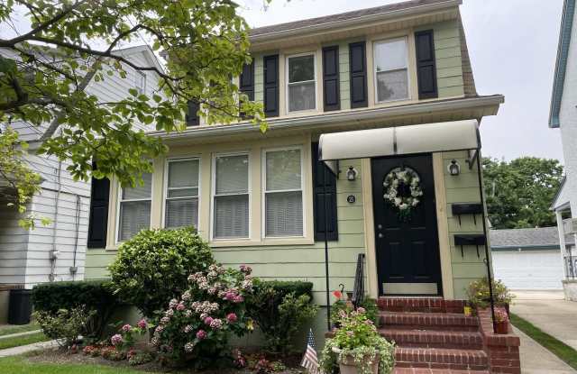 21 Starks Place - 21 Starks Place, Lynbrook, NY 11563