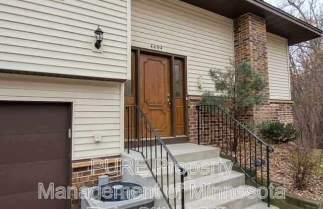 4494 Woodgate Pt photos photos