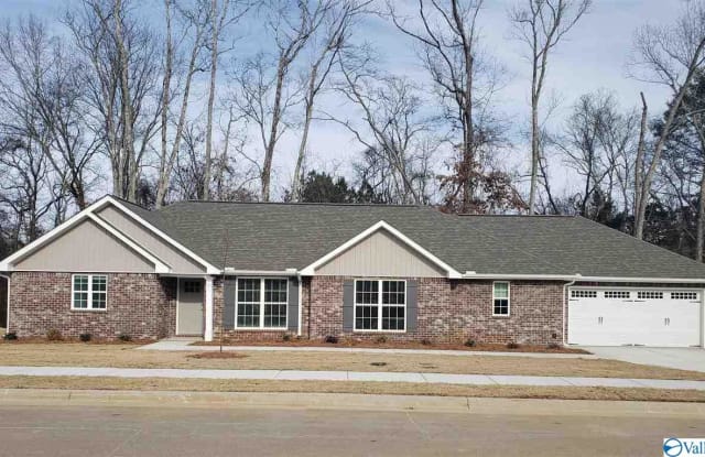 127 WESTERBROOK DRIVE - 127 Westerbrook Dr, Huntsville, AL 35773