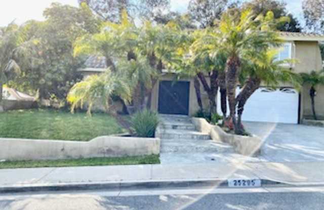 Resort Living in Mission Viejo! Beautiful, Spacious and Private 4 Bed, 2.5 bath Pool Home photos photos