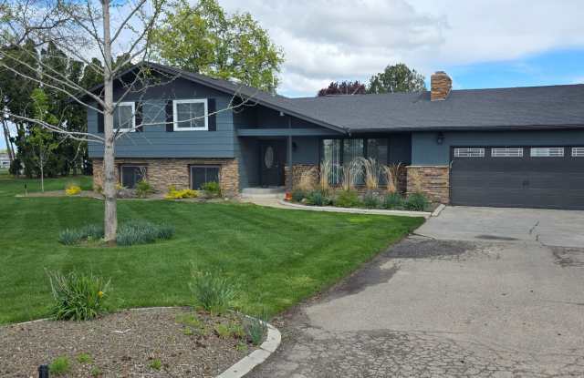 Home in the country and ready for it new tenants photos photos