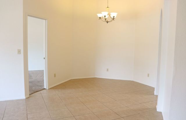 Four Bedroom Home with Brand new Carpet! Gallery 3