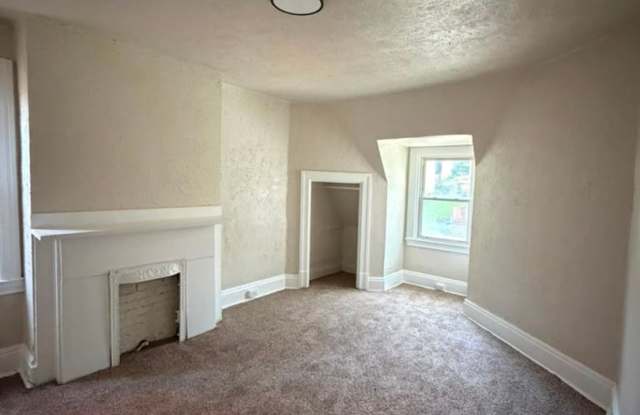 Spacious 4BR Home in Pittsburgh, Section 8 Considered!! Gallery 4