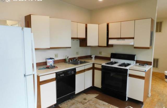 10 Gilmore St. photos photos