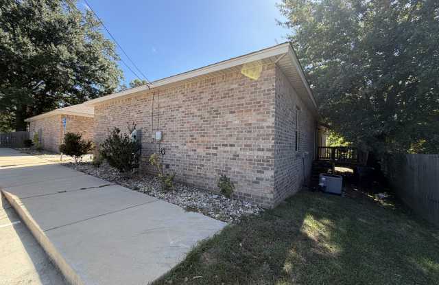 3600 Essex St Apt D Gallery 3