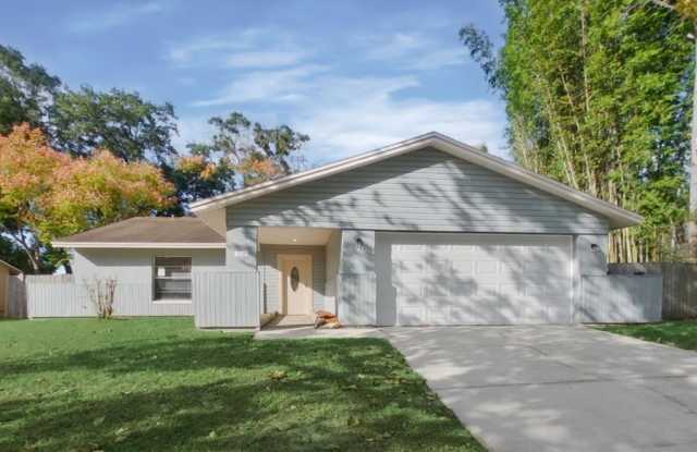516 HILLDALE ROAD - 516 Hilldale Road, Brandon, FL 33510