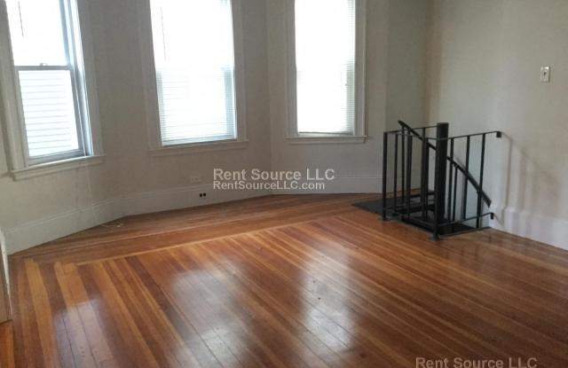 94 Clay St. Gallery 4