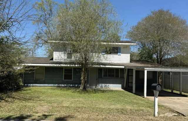 111 Racine Drive Gallery 1