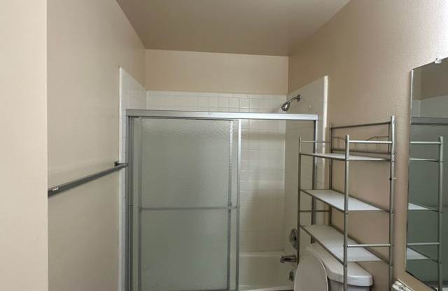 Milford Townhouse Gallery 4
