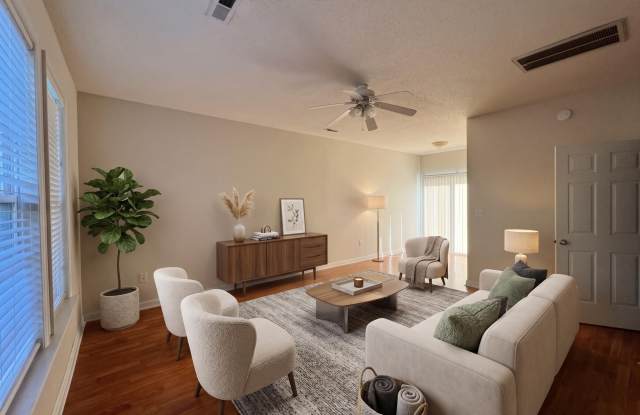 1003 Charlotte Avenue Gallery 2