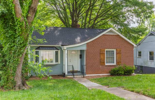 Fully Furnished 2-Bedroom Mid-Term Rental with Utilities Included Gallery 1