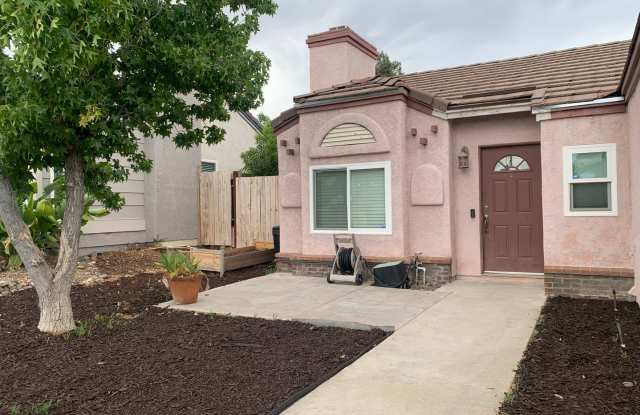 3 Bedroom Single Story House in Murrieta Available for rent Gallery 3