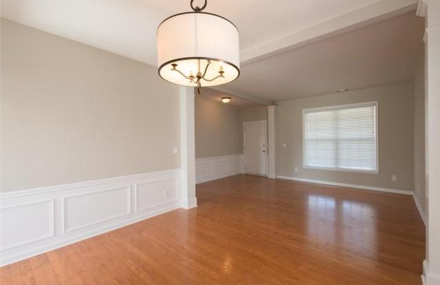 908 Dooney Drive Gallery 2