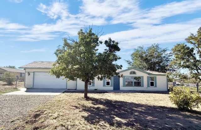 2125 Jean Road - 2125 Jean Road, Chino Valley, AZ 86323