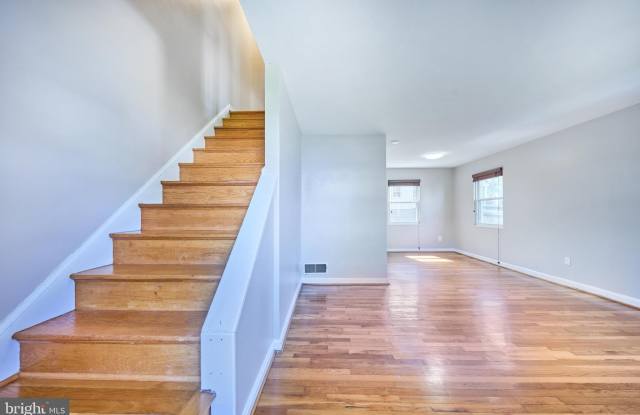 2319 RIVERVIEW Terrace Gallery 3