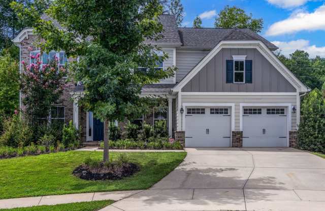 Spectacular 5 Bedrm, 3.5 Bath in the gated community of the Pinnacle at Handsmill! photos photos