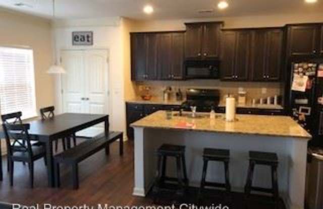 497 Glen Terra Trace Gallery 4