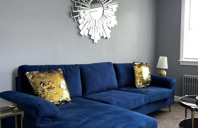 2127 E Washington Ln # 2 Gallery 3