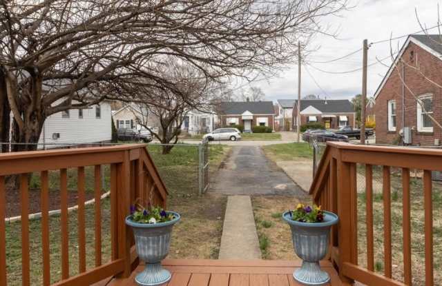 1230 Fischer Avenue - 1230 Fischer Avenue, Louisville, KY 40204
