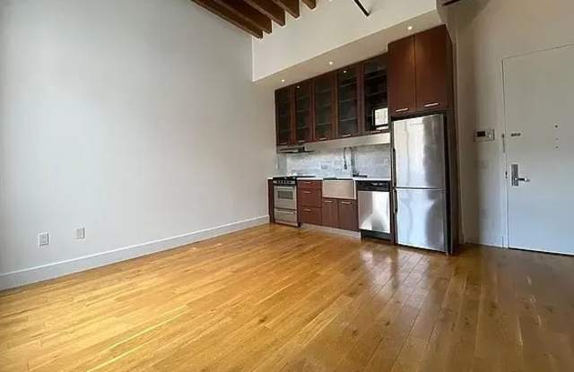 139 North 10th St. photos photos