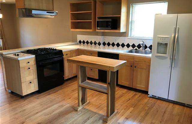 10529 Lakemere Drive Gallery 4